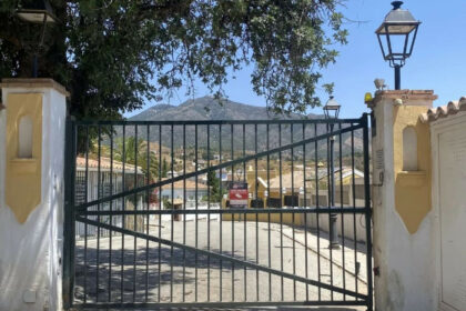 783b6e9b1ed9ee3899e60c3d6a26c325 - 102