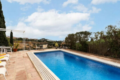 783b6e9b1ed9ee3899e60c3d6a26c325 - 79