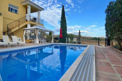 783b6e9b1ed9ee3899e60c3d6a26c325 - 85