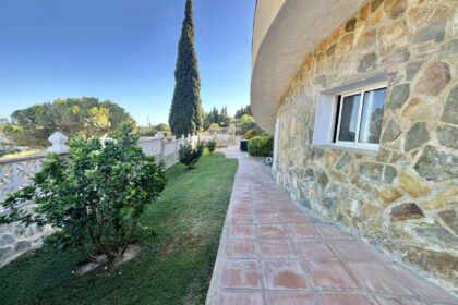 783b6e9b1ed9ee3899e60c3d6a26c325 - 98