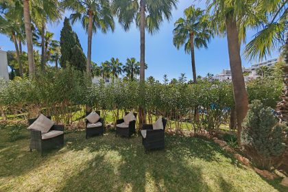 7929ecd8d6e44b1d66a7f6a2094954c5 - 13