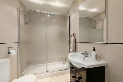 7929ecd8d6e44b1d66a7f6a2094954c5 - 8