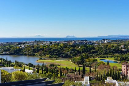 7946704a4e087ead8642a05a9786902c - 17