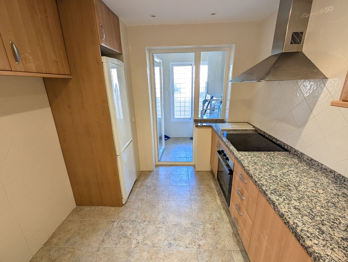 797d79c7e9ec5a393631160c50b3b5e0 - 27