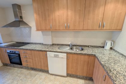 797d79c7e9ec5a393631160c50b3b5e0 - 28