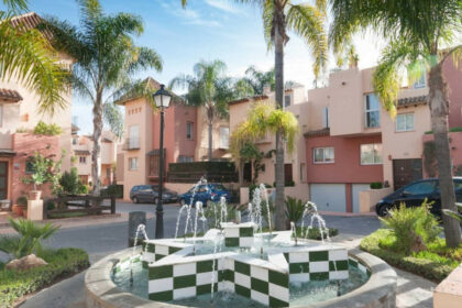 79a1fcb9d8ca52600716fae9bf367381 - 34