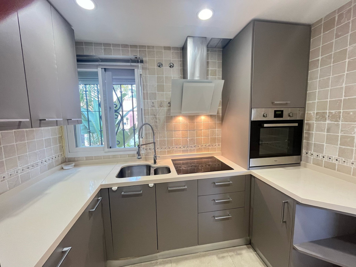 79a1fcb9d8ca52600716fae9bf367381 - 4