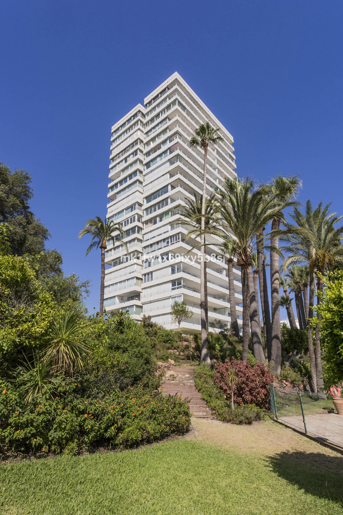 7a3b15dce7230422d2fd7eddef8be0a7 - 14