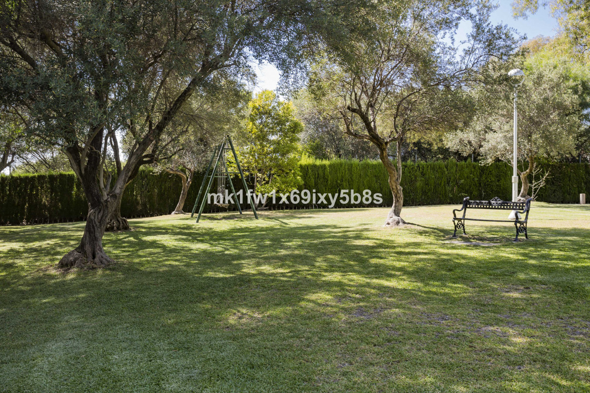 7a3b15dce7230422d2fd7eddef8be0a7 - 4