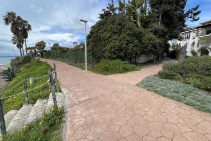 7a821df2742593aebe934bfcdec8ba38 - 15