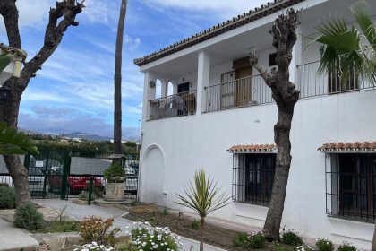 7a821df2742593aebe934bfcdec8ba38 - 8