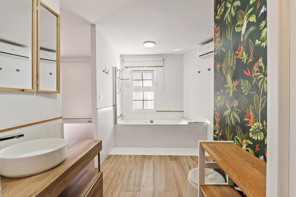 7b0c3be29a92e8cf2b303038c17a5a2d - 15