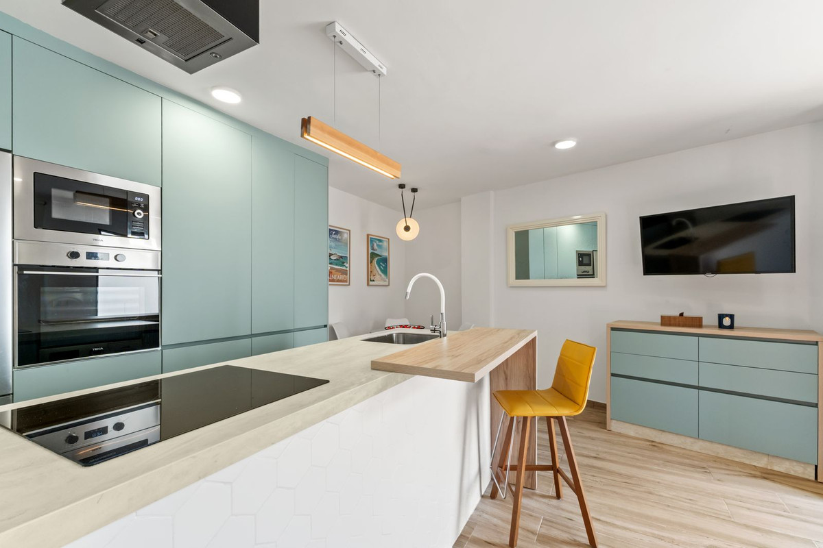 7b0c3be29a92e8cf2b303038c17a5a2d - 21