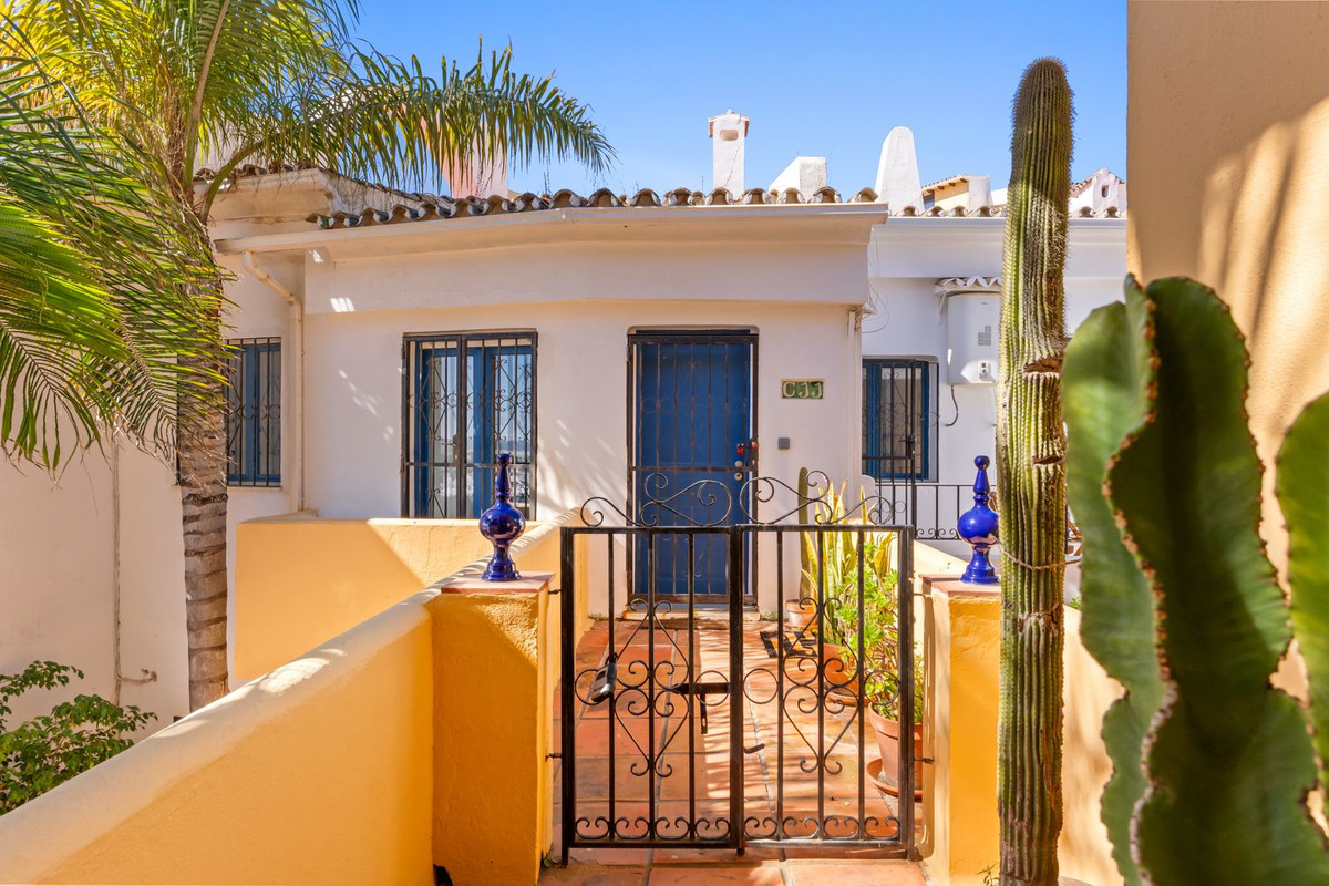 7b0c3be29a92e8cf2b303038c17a5a2d - 22