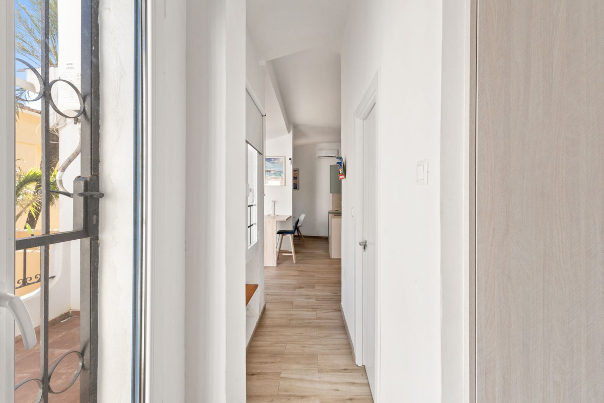 7b0c3be29a92e8cf2b303038c17a5a2d - 33