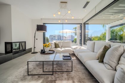 7b75aa392e1c406454980a74602d2d9a - 20