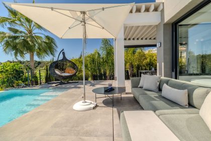 7b75aa392e1c406454980a74602d2d9a - 26