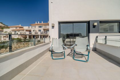 7b75aa392e1c406454980a74602d2d9a - 38