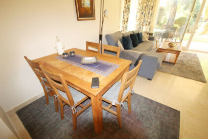 7d6cf90072d003956840f6e0aecdc4ad - 9