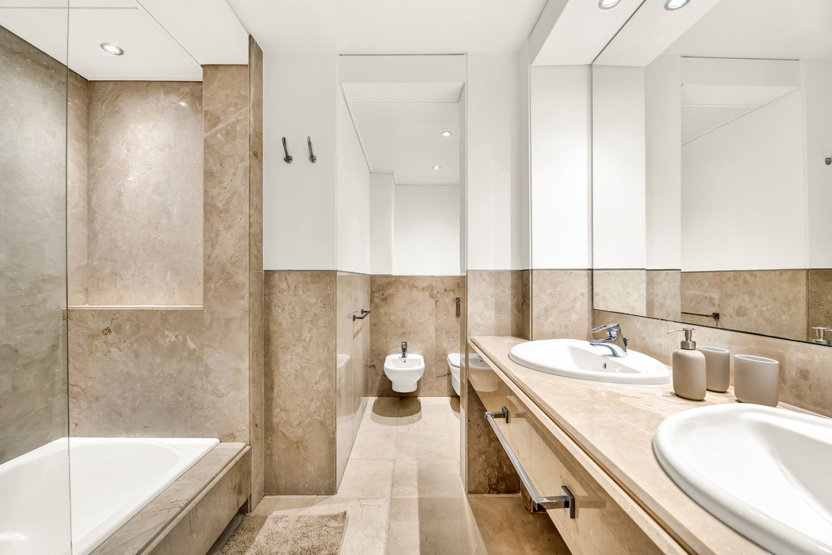 7dfadb47d9b5751472324e2dfa416778 - 20