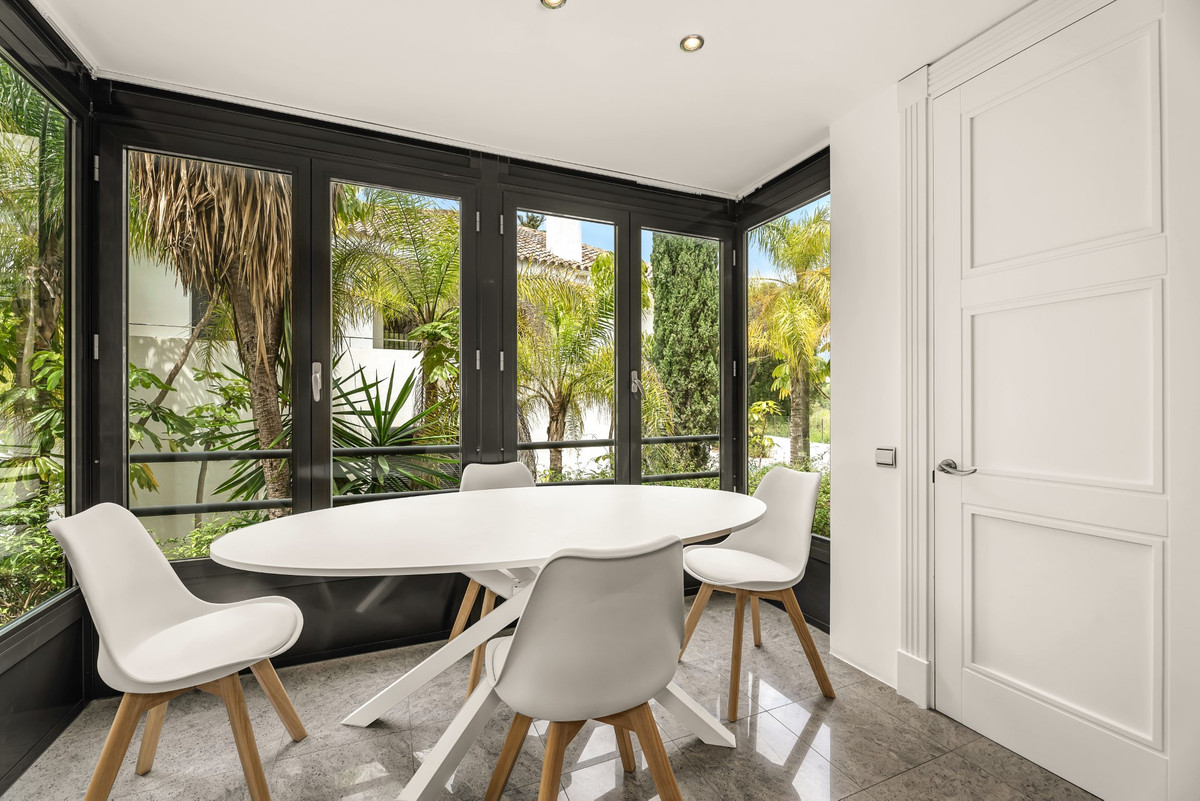 7dfadb47d9b5751472324e2dfa416778 - 8