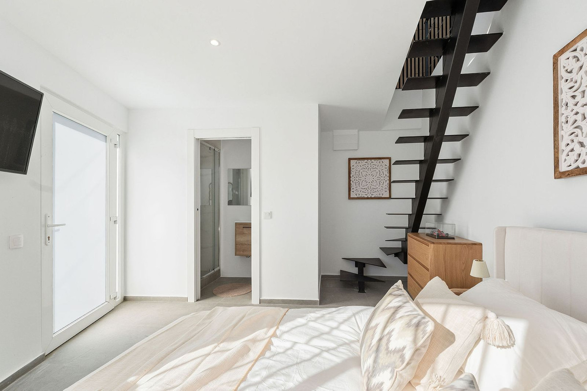 8024b554951e231c5f3ec4bc41ce0735 - 24