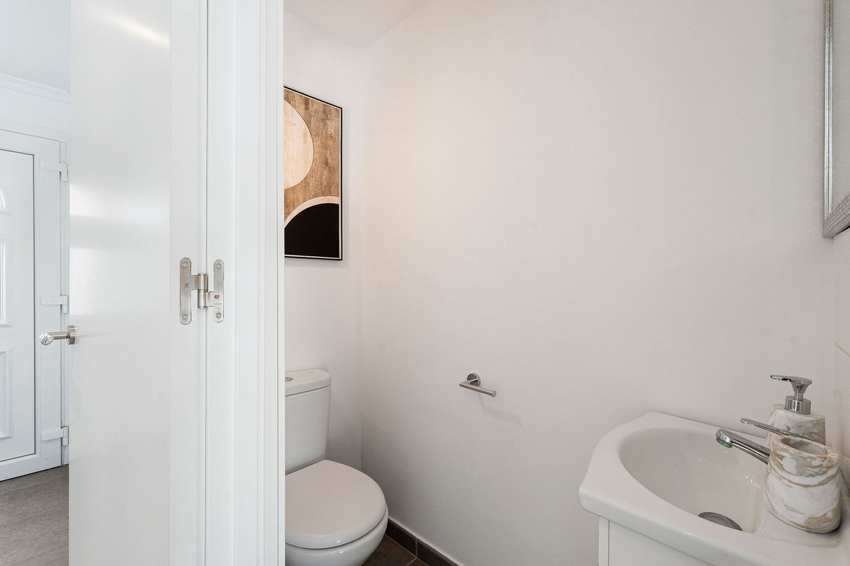 8024b554951e231c5f3ec4bc41ce0735 - 27