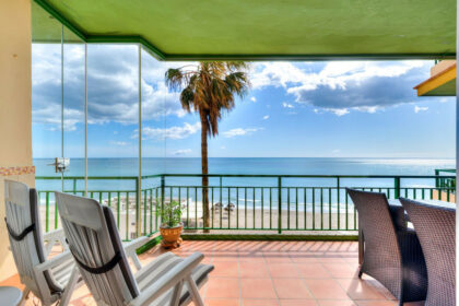 809531c121d248c592e825f47aa17388 - 1