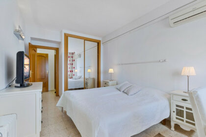 809531c121d248c592e825f47aa17388 - 15