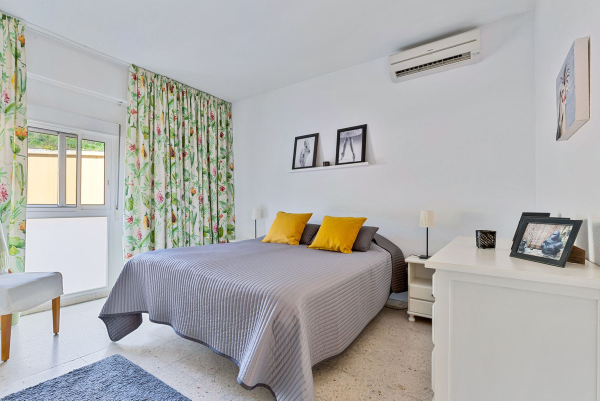 809531c121d248c592e825f47aa17388 - 17