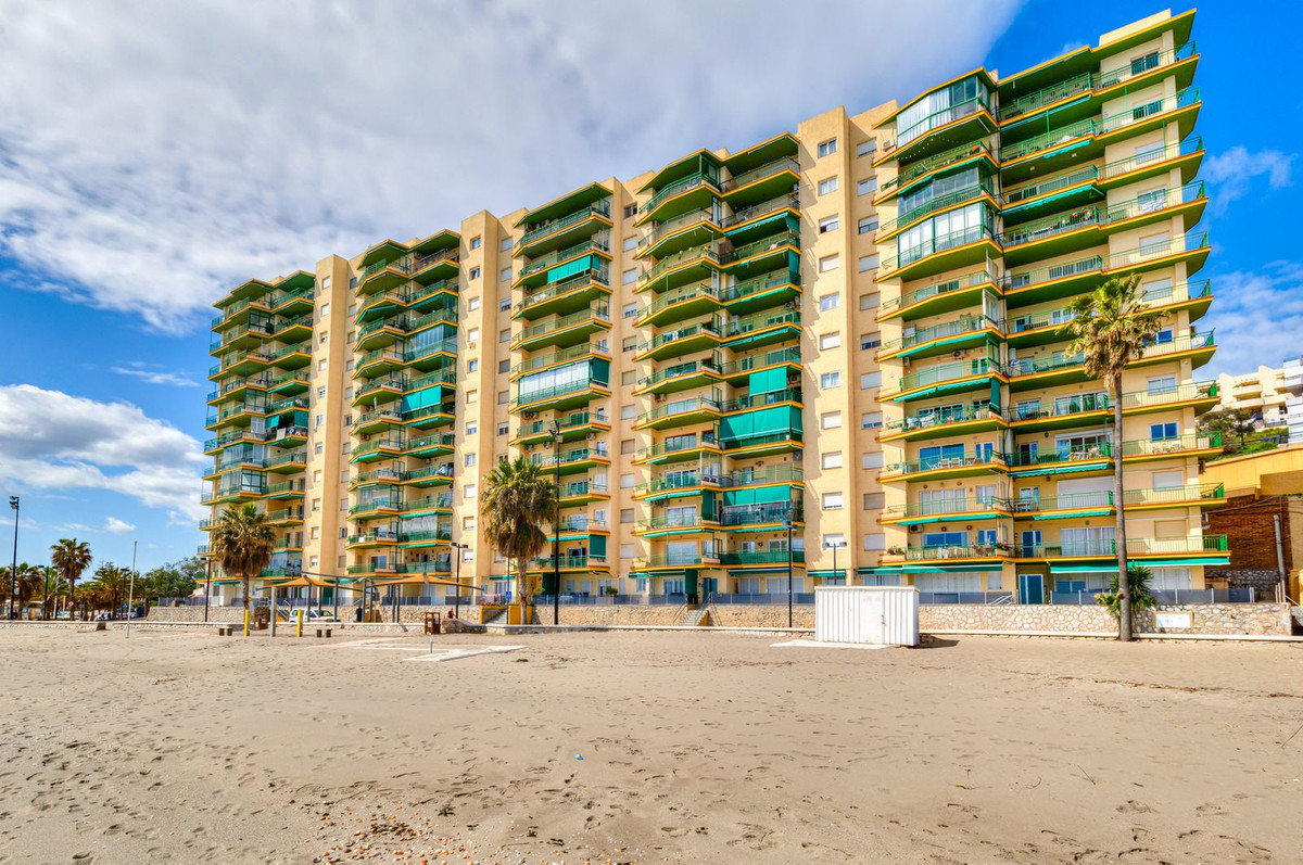 809531c121d248c592e825f47aa17388 - 22