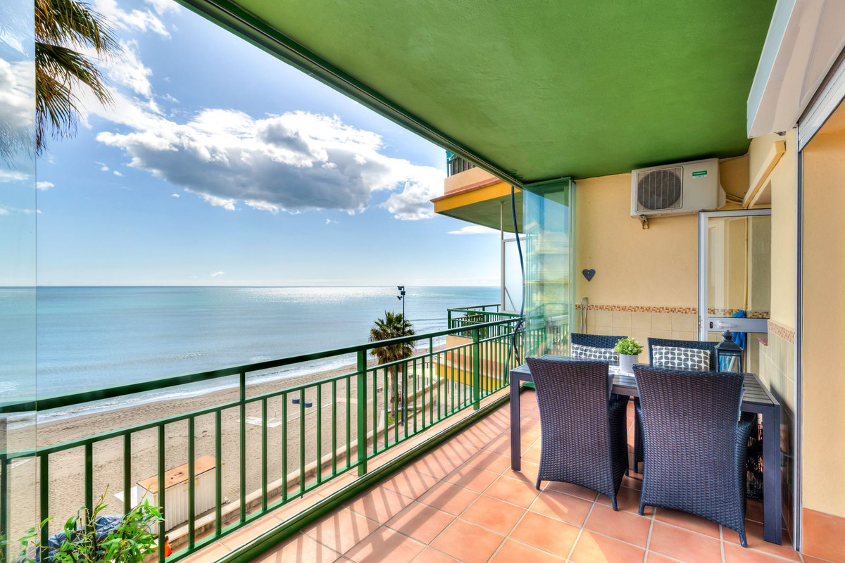 809531c121d248c592e825f47aa17388 - 4