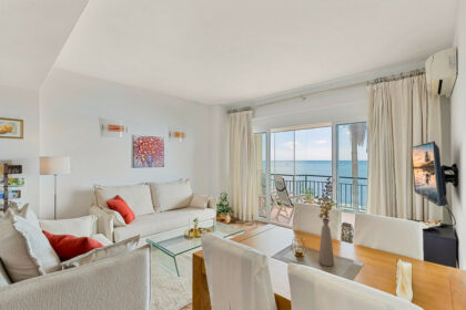 809531c121d248c592e825f47aa17388 - 8