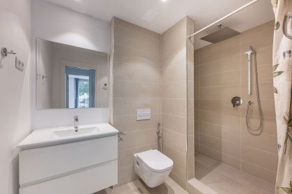 80b811cae1a0a252076d70434dada4b9 - 23