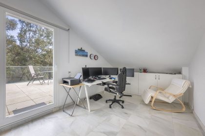 80b811cae1a0a252076d70434dada4b9 - 29