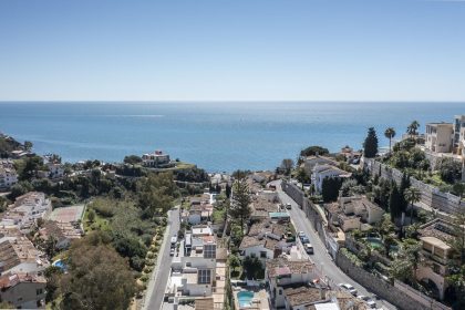 80b811cae1a0a252076d70434dada4b9 - 47