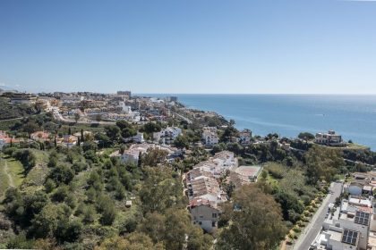 80b811cae1a0a252076d70434dada4b9 - 48