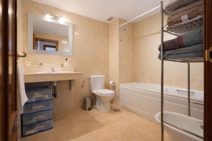 80ca2139331aad429d0557f185ce9ae0 - 11