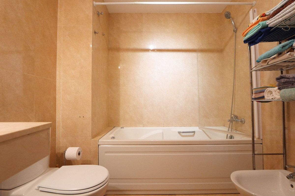 80ca2139331aad429d0557f185ce9ae0 - 15