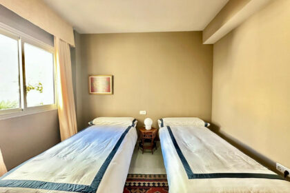 812cd4dd86e1b9dabb5a39dbbc891b38 - 16