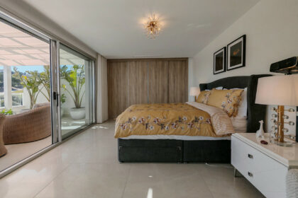 8132f917353d562bfb9bbee5997b251c - 13