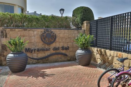 815b186cac468fa03af06bc5da6dafe5 - 2