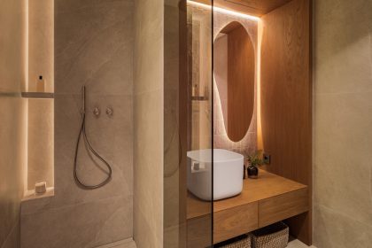 81657c9fe16aef4e3a9c3748445e9c46 - 13