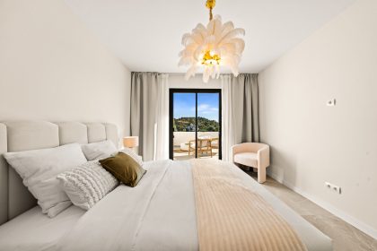 81f3ceaec5ecd428ac5bcb92c124420d - 15