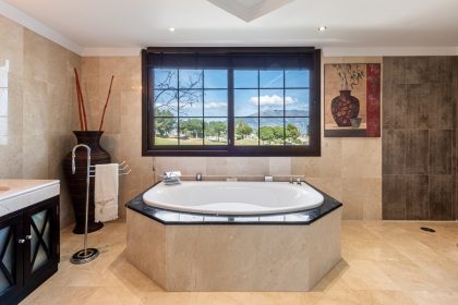 822bf4aca727d0503fd91e6d1a8a3659 - 11