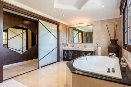 822bf4aca727d0503fd91e6d1a8a3659 - 12