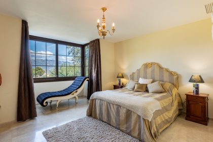 822bf4aca727d0503fd91e6d1a8a3659 - 16