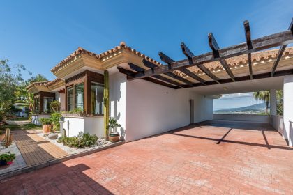 822bf4aca727d0503fd91e6d1a8a3659 - 28