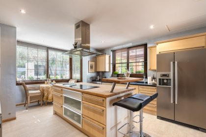 822bf4aca727d0503fd91e6d1a8a3659 - 3