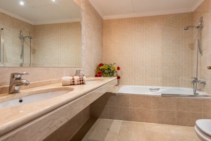 822bf4aca727d0503fd91e6d1a8a3659 - 6